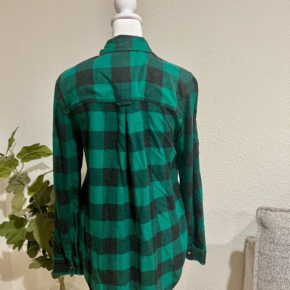 American Eagle Green Buffalo Plaid Flannel Shirt - Boyfriend Fit - Small - Picture 2 of 4